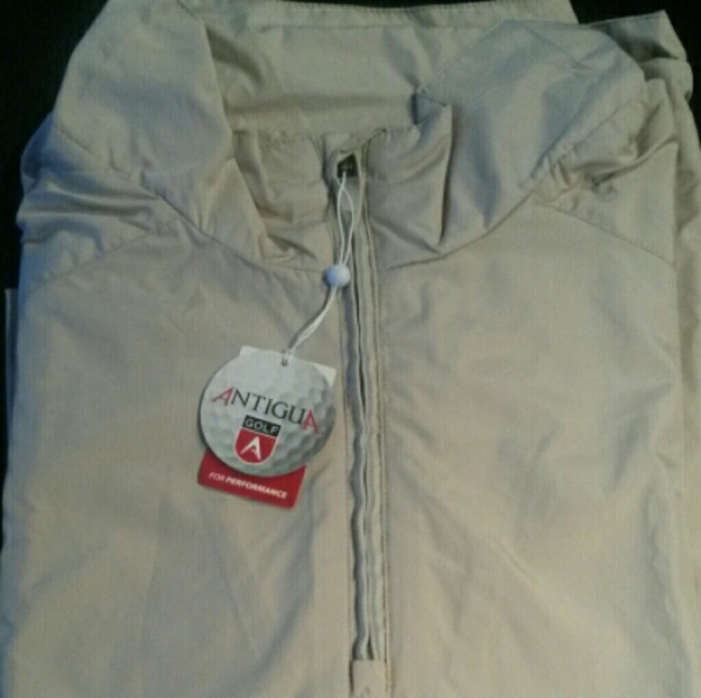 BRAND NEW Antigua golf wind/rain pullover